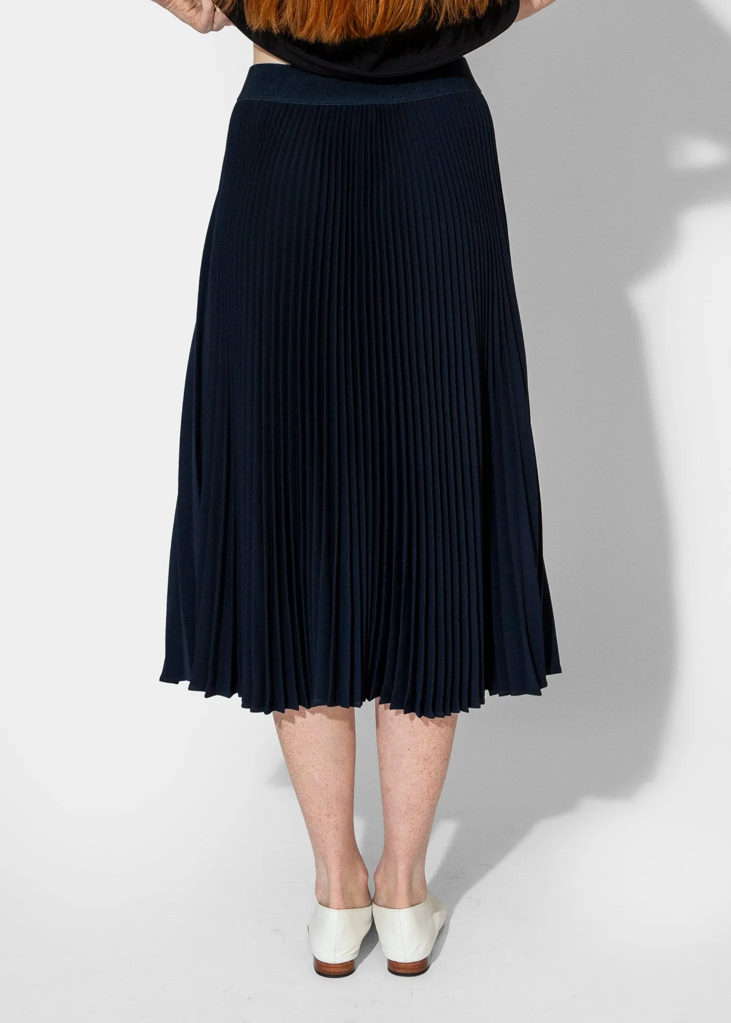 Sunburst Pleated Skirt in Midnight/Lime