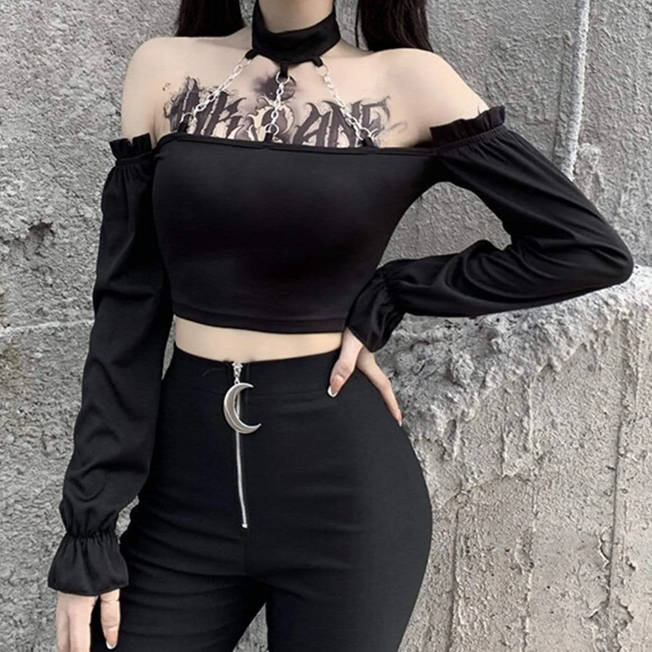 WLS One-Shoulder Chain Halterneck Long Sleeve Tee